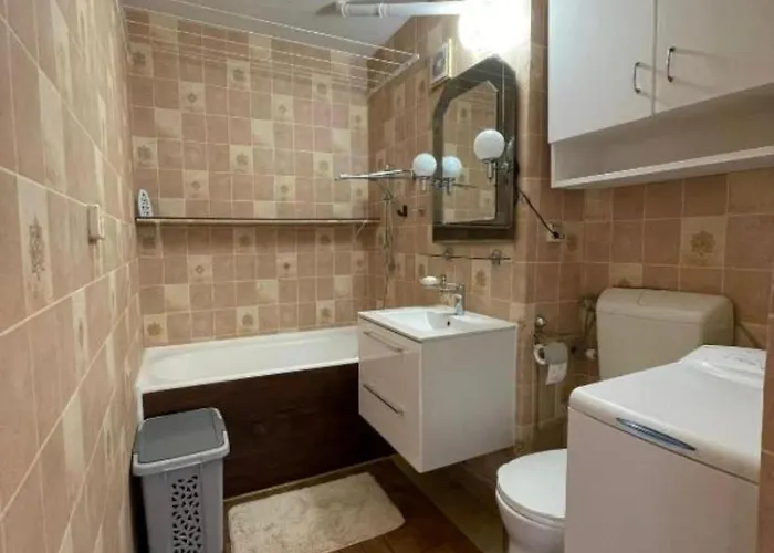 Zalesie Przy Morzu 公寓